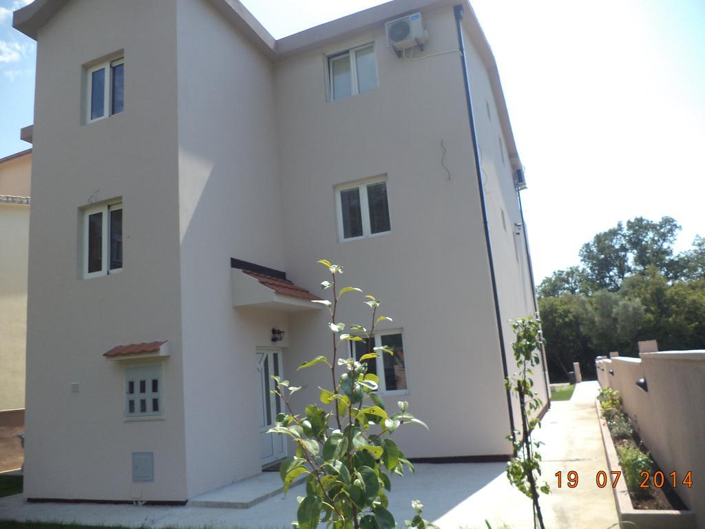 Apartmani Bulajic Tivat Exterior foto